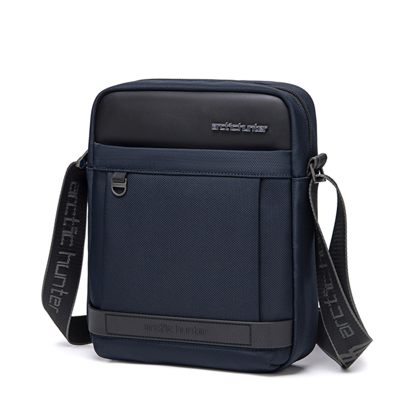 Arctichunter.AH85UU.K00162.blue.2